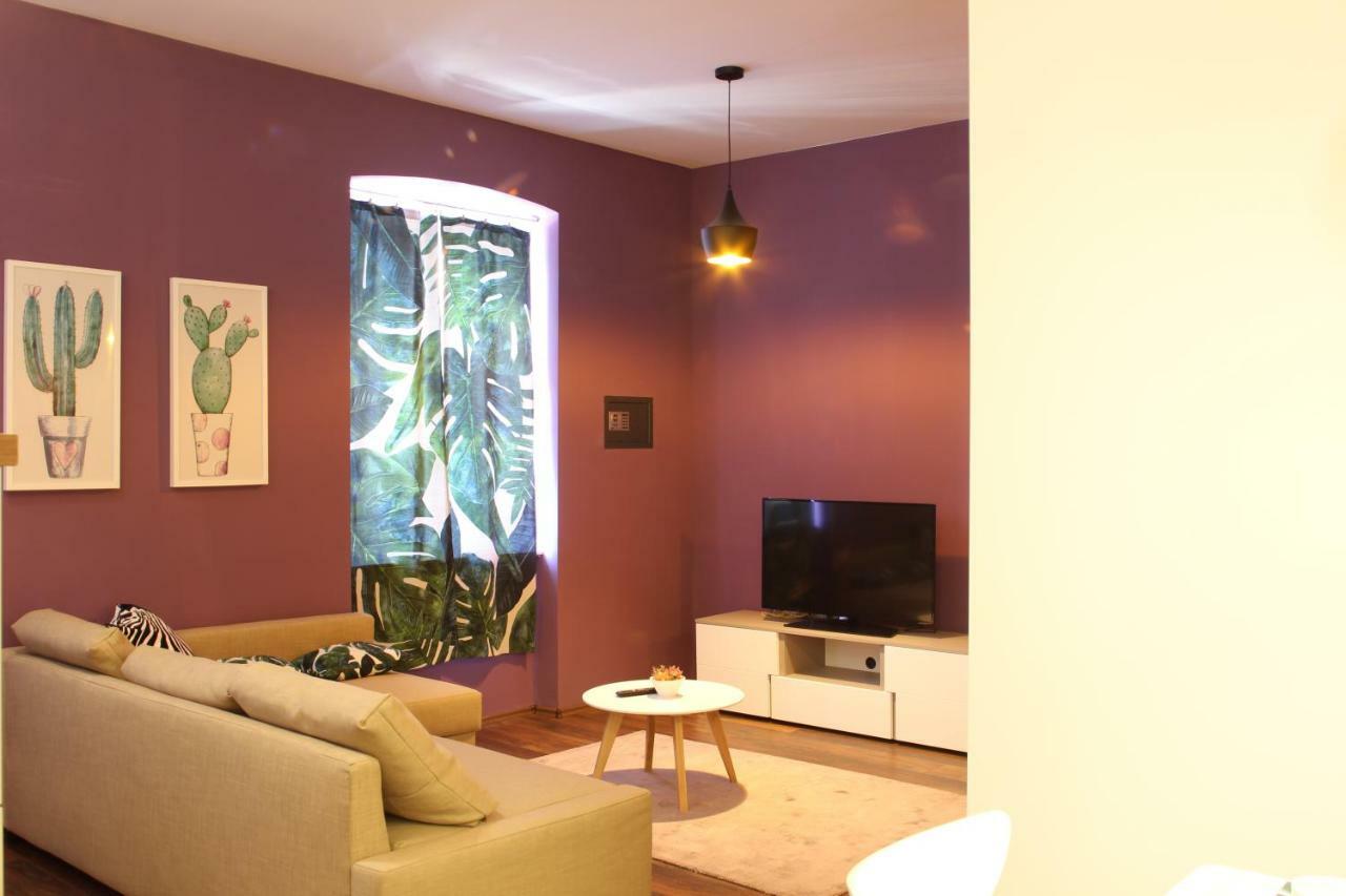 Cozy Apartment In Center Of Rijeka Exterior foto
